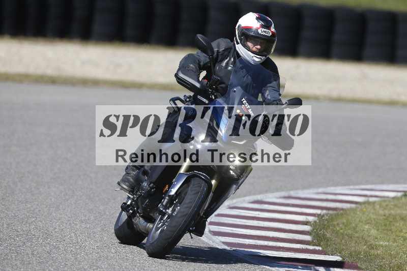 /01 02.04.2026 MAZ ADR/Gruppe gelb Gruppe gruen/unklar